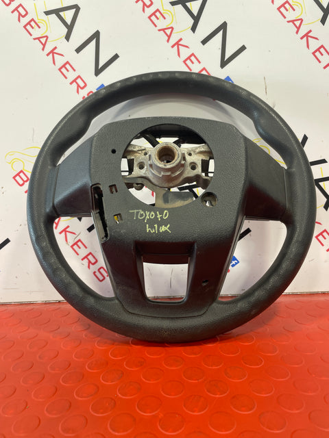Toyota Hilux STEERING WHEEL (AN120, AN130) 2015-2020 P/N 1117732