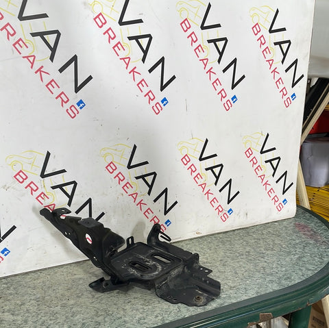 Ford Transit Custom 150 FUSE BOX MOUNTING BRACKET 2.2 TDCI 2014-2017 P/N BK21V020C74