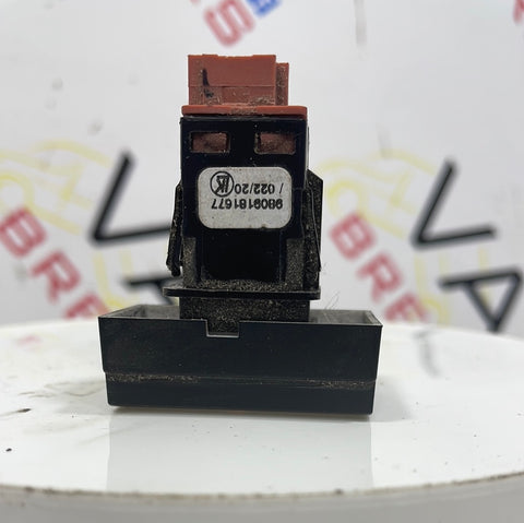 Vauxhall Vivaro/Citroen Dispatch/Peugeot Expert HAZARD CONTROL SWITCH 2019-2022 P/N 9809181677