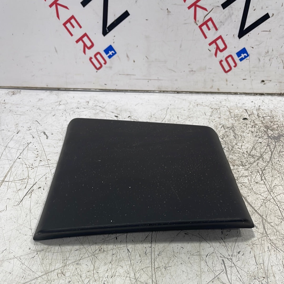 Citroen Relay/ Peugeot Boxer/ Fiat Ducato UNDER FUEL CAP TRIM 735684309