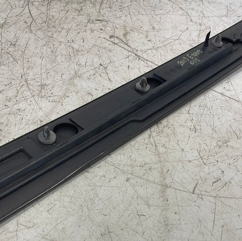 Citroen Dispatch/ Peugeot Expert/ Vauxhall Vivaro/ Toyota Proace Sliding Door Rail Trim Passenger Side 2018 Black/Grey Mk3 P/N 9808384080