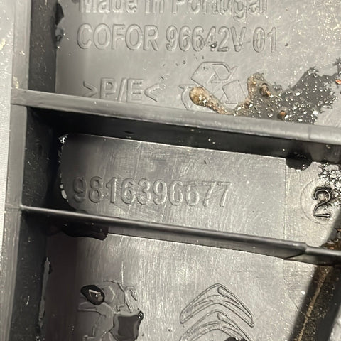 Citroen Berlingo/Peugeot Partner/Vauxhall Combo/Toyota Proace City O/S DRIVERS SIDE B PILLAR TRIM WITH KICK GUARD 2019-2024 P/N 9816396677