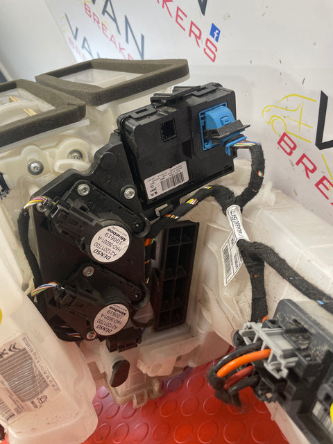 Citroen Dispatch/Vauxhal Vivaro/Toyota Proace/Peugeot Expert INTERIOR HEATER CLIMATE BOX ASSEMBLY 1.6 HDI 2017-2023 P/N 9802501680