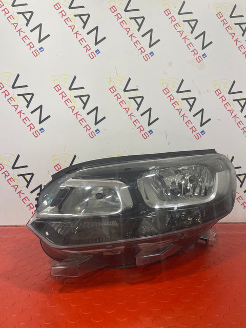 Citroen Dispatch/ Peugeot Expert/ Toyota Proace/ Vauxhall Vivaro (19) PASSENGER SIDE HEADLIGHT 2017-2024 (Damaged see pics) P/N 9808567980-D2