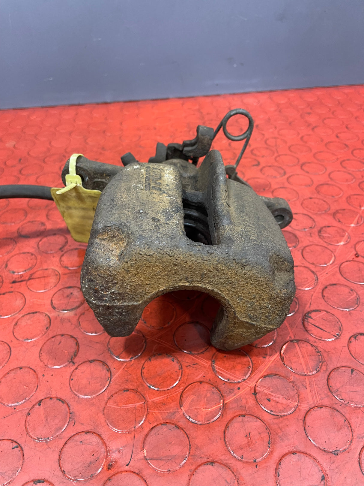Citroen Dispatch/Peugeot Expert REAR BRAKE CALIPER Passenger Side 2007-2016 P/N 4401L0
