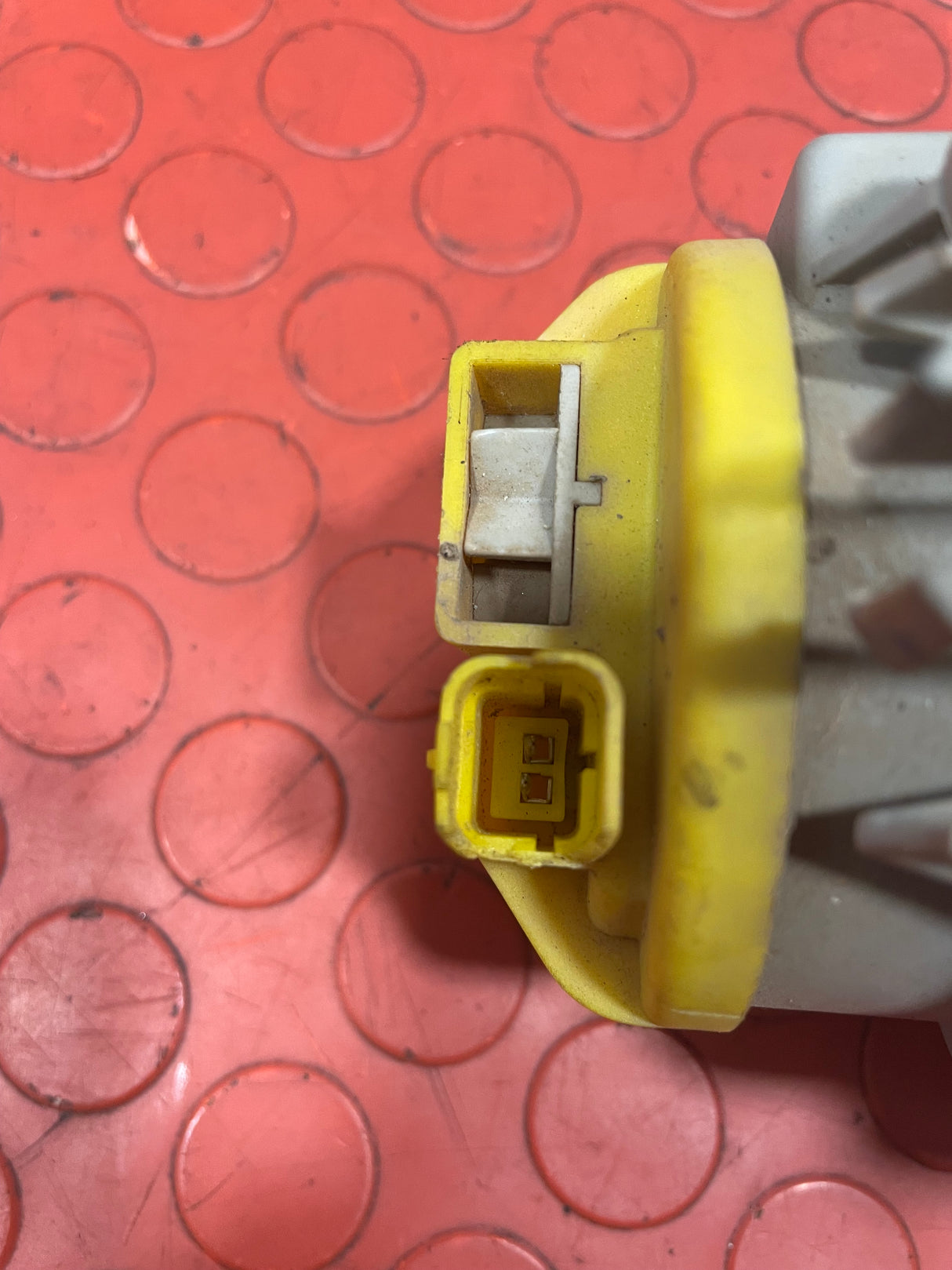 Citroen Berlingo FOG LIGHT ASSEMBLY Passenger Side 2008-2011 P/N 20103579