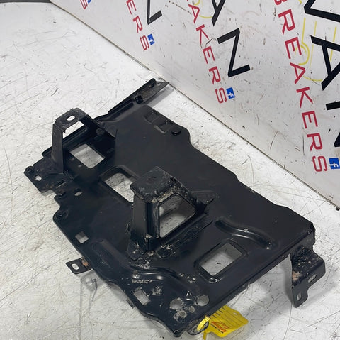 Citroen Dispatch/ Peugeot Expert/ Toyota Proace/ Vauxhall Vivaro(19) BATTERY TRAY 981528858000