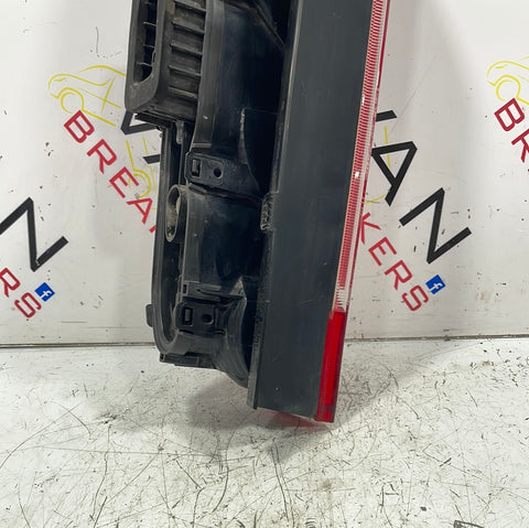 Ford Transit Custom TAILLIGHT DRIVER SIDE RH P/N BK2113404AD