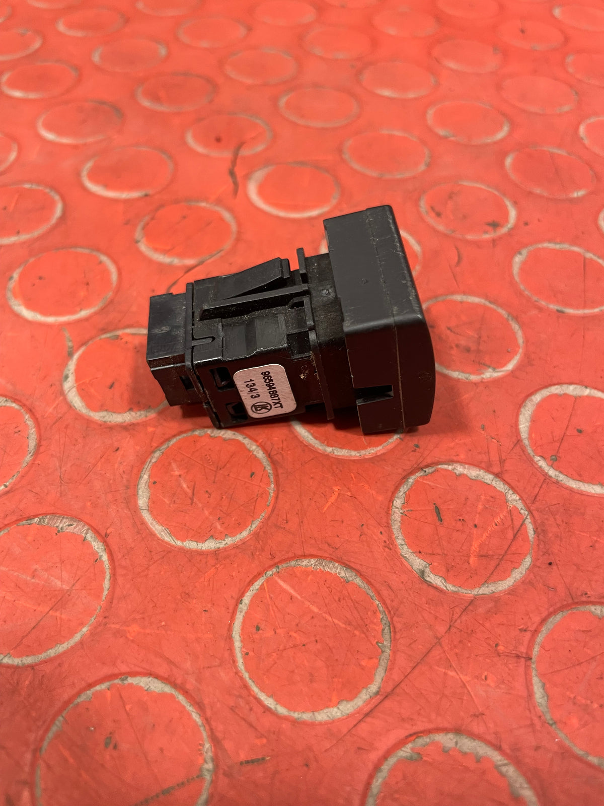Citroen Berlingo/Peugeot Partner PARKING SENSOR SWITCH 2008-2018 P/N 96594887XT