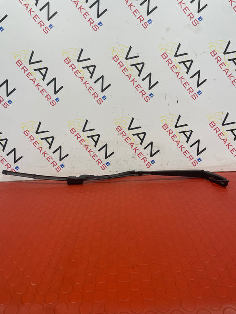 Citroen Berlingo/Peugeot Partner/Toyota Proace City/Vauxhall Combo DRIVER SIDE WIPER ARM 2018-2023 P/N 9833936480