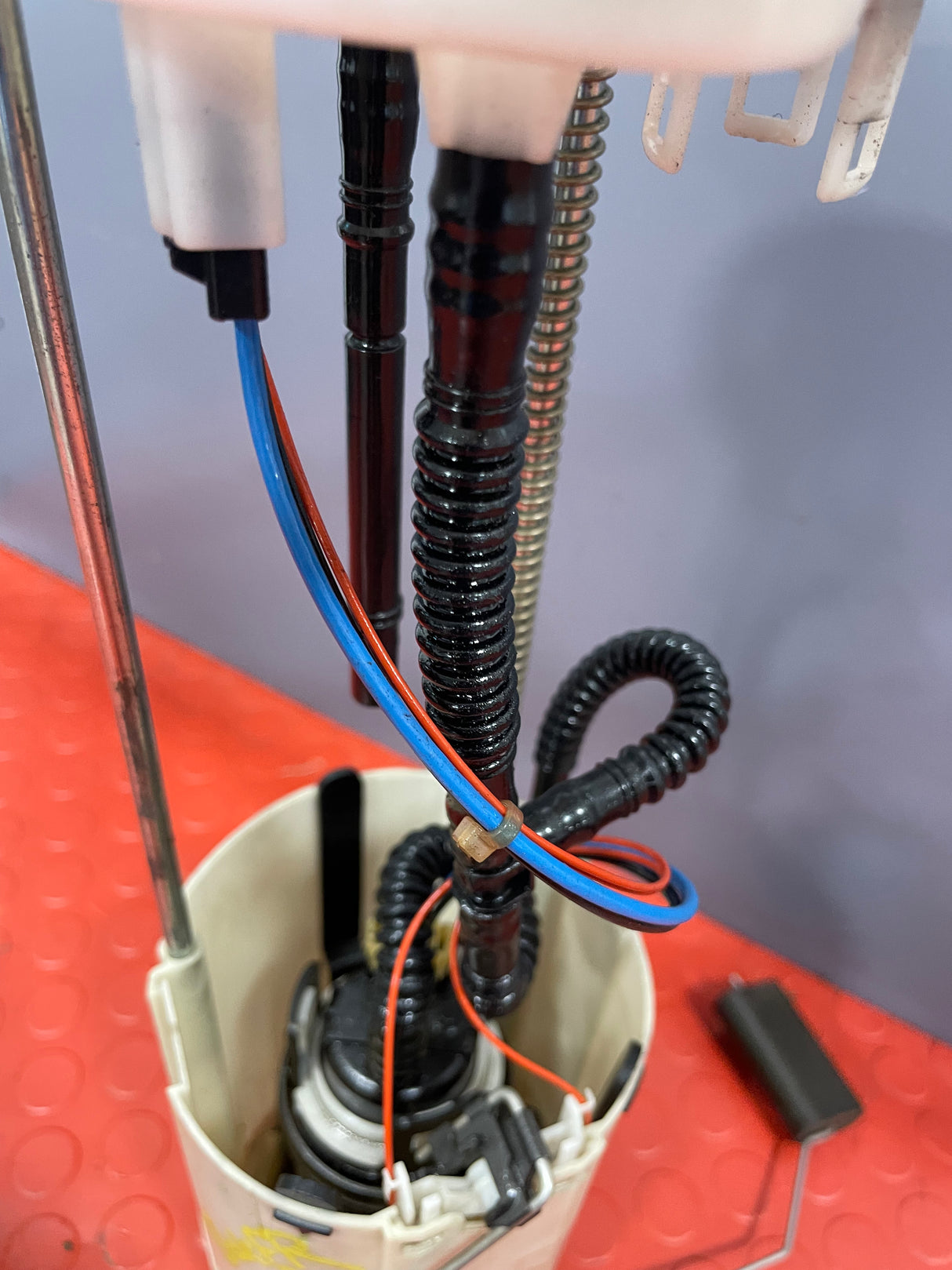 Peugeot Boxer/Citroen Relay/Fiat Ducato FUEL SENDING UNIT 2015 2.0 FWD P/N 580203097