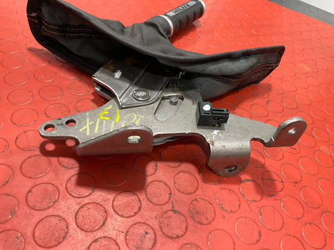 Toyota Hilux LEATHER HANDBRAKE LEVER ASSEMBLY W/ LEATHER COVER 2017 R/N TYTHLX2017HBK