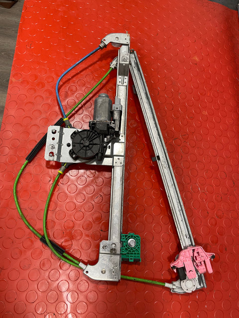 Peugeot Expert/Citroen Dispatch/ProACE WINDOW MECHANISM w/ MOTOR FRONT RIGHT 2008/2016 P/N 1440161480D-K / 400983F