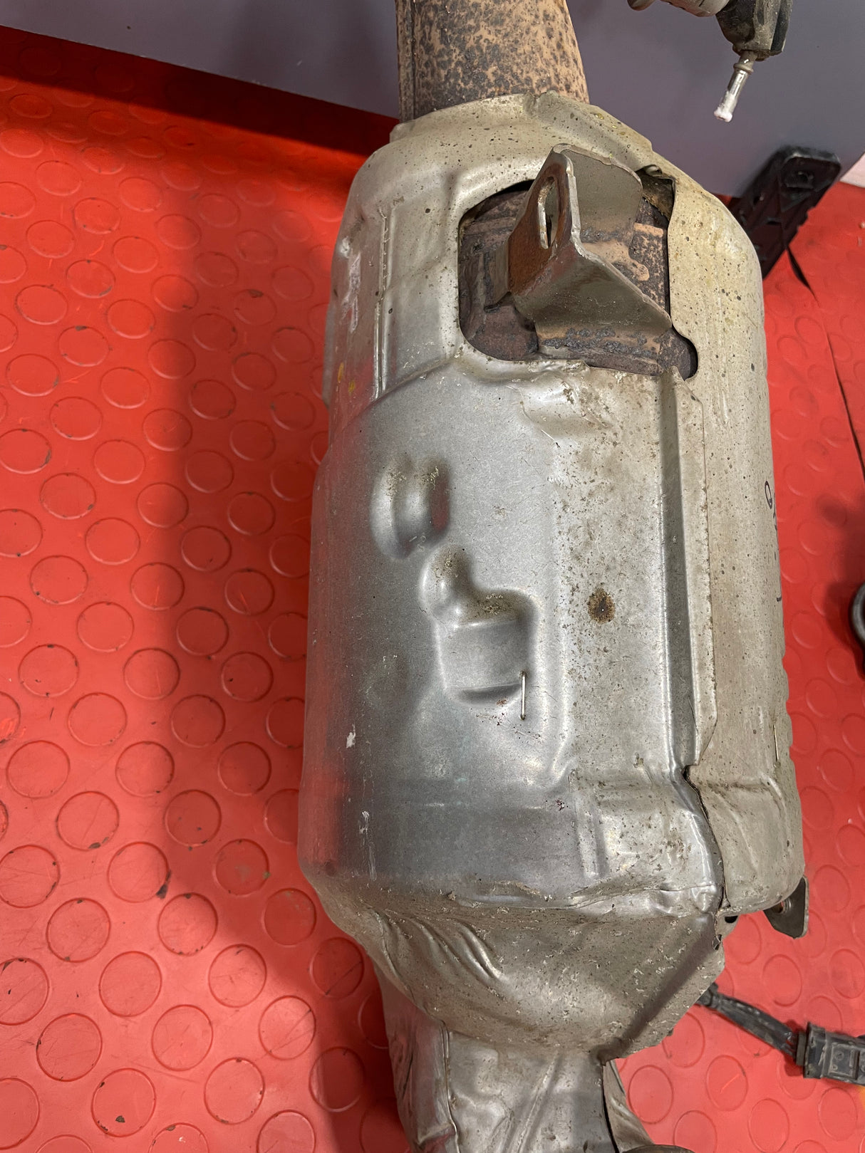 Citroen Berlingo/Peugeot Partner DPF WITH SENSORS AND ADBLUE INJECTOR (CRACK in the MOUNTING) 1.6 2016/2018 P/N 9823467180 - 3