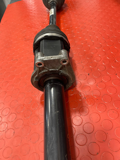 Volkswagen Crafter DRIVE SHAFT DRIVER SIDE RH Shaft 2.0 2018 P/N 2N0407272M