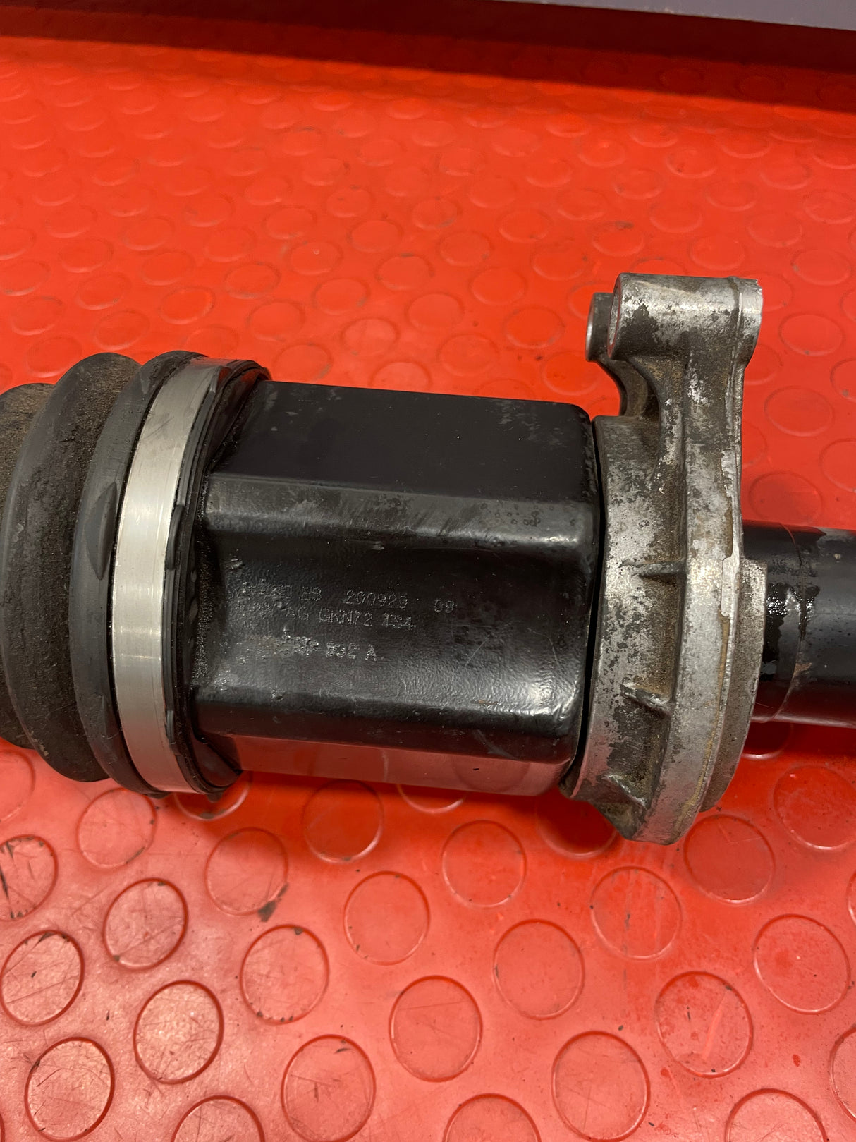 Volkswagen Crafter/Man TGE DRIVESHAFT Drivers Side 2.0 2017-2025 P/N 2N0407272M