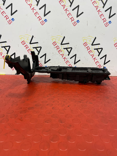 Peugeot Partner Citroen Berlingo CYLINDER HEAD VALVE COVER 1.6 HDi 8V 2013-2018 P/N 9688939180- 1