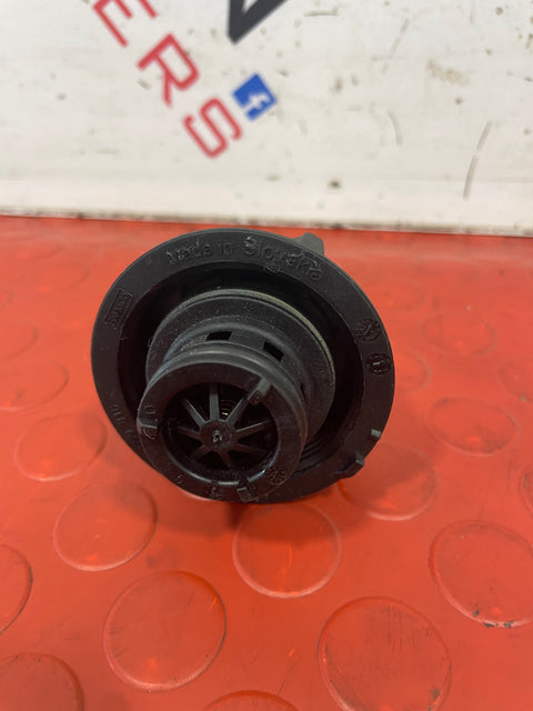 Ford Trnasit RADIATOR COOLANT EXPANSION TANK CAP/LID P/N DG938101AA