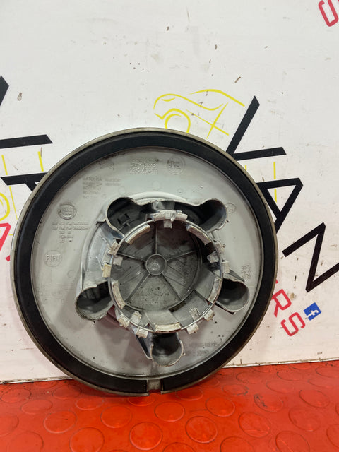 Citroen Dispatch Mk2 WHEEL CENTER CAP 2010-2018 P/N 9658036380
