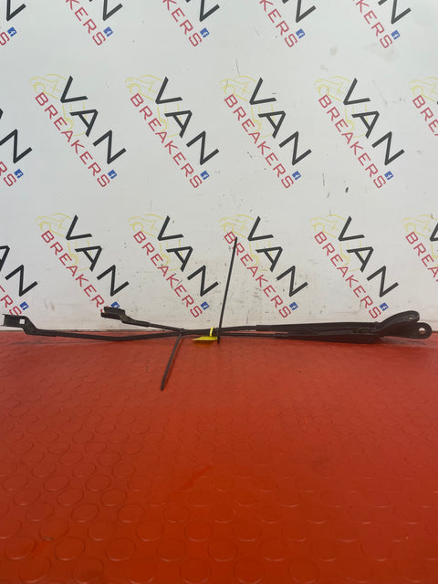 Citroen Berlingo/Peugeot Partner WINDSCREEN WIPERS (PAIR) 2008-2018 P/N 9682975280