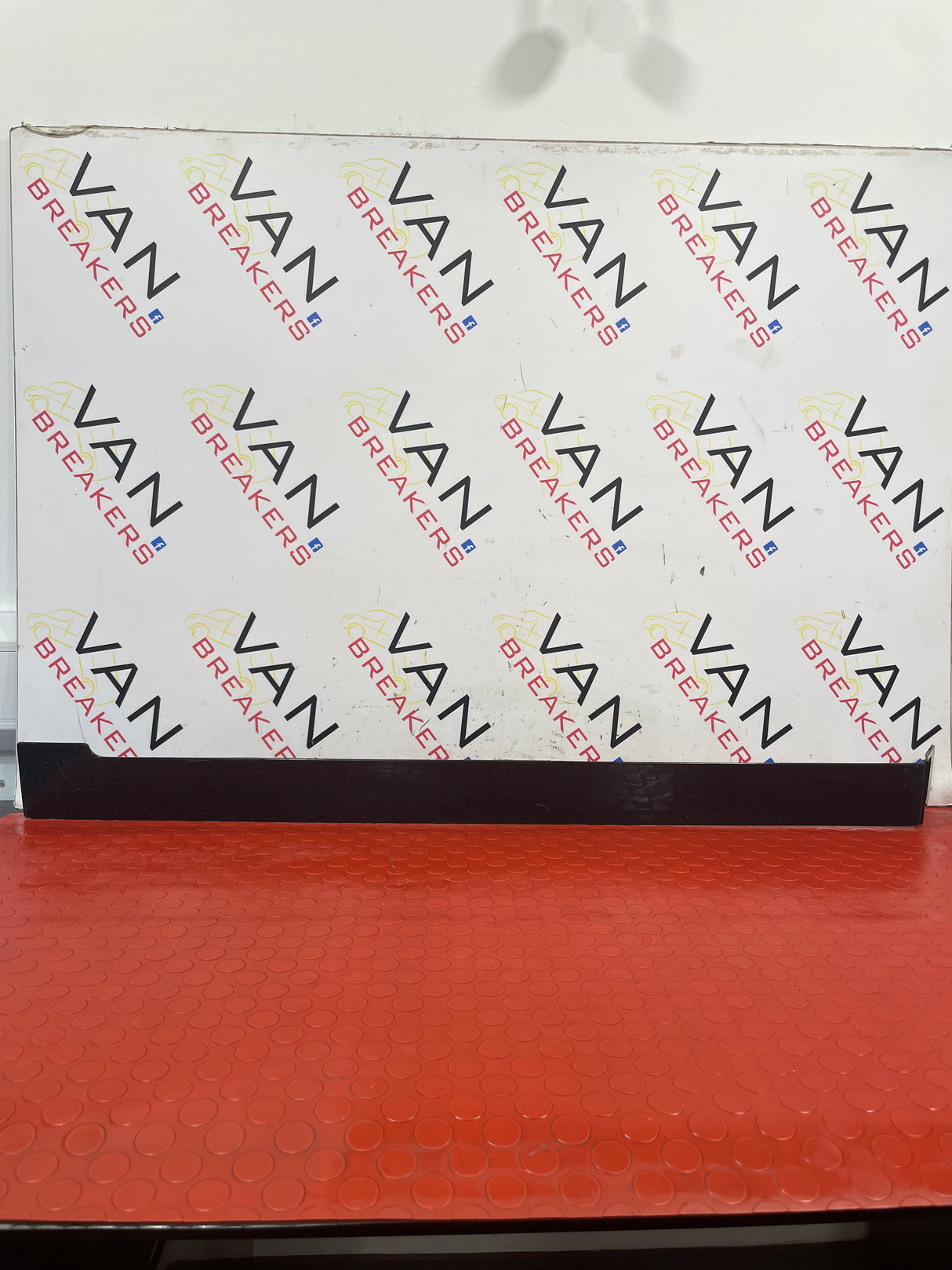 Citroen Dispatch/ Peugeot Expert/ Toyota Proace/ Vauxhall Vivaro PASSENGER SIDE SLIDING DOOR RAIL TRIM (Black) 2019-2023 P/N 9808384180