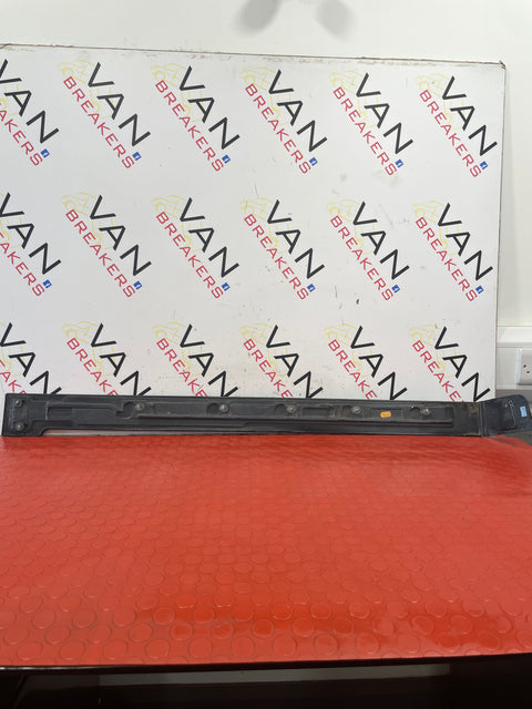 Citroen Dispatch/ Peugeot Expert/ Toyota Proace/ Vauxhall Vivaro PASSENGER SIDE SLIDING DOOR RAIL TRIM (Black) 2019-2023 P/N 9808384180