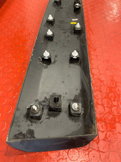 Citroen Berlingo/Vauxhall Combo/Peugeot Partner/Proace City DOOR MOULDING FRONT PASSENGER SIDE 2019-2024 P/N 9817696377