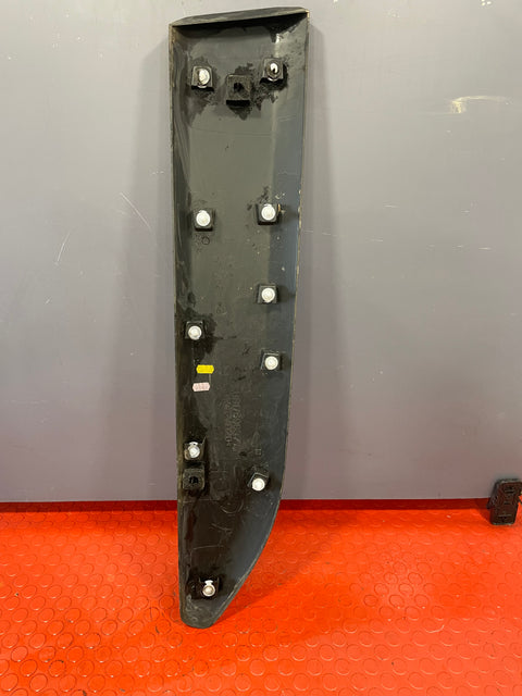 Citroen Berlingo/Vauxhall Combo/Peugeot Partner/Proace City DOOR MOULDING FRONT PASSENGER SIDE 2019-2024 P/N 9817696377