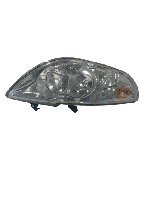 Renault Master DRIVERS SIDE HEADLIGHT N/S 2010-2019 P/N 260100050R