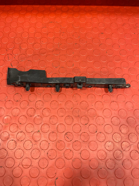 Citroen Berlingo/Peugeot Partner/Vauxhall Combo/Proace City FRONT BUMPER SIDE HOLDER LEFT 2019-2024 P/N 9821847480