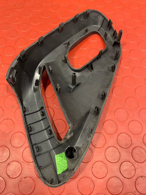 Citroen Berlingo/Peugeot Partner Right DOOR HANDLE MOULDING TRIM P/N 9681232477