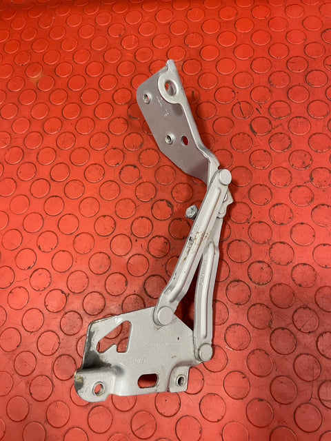 Mercedes Sprinter BONNET HINGE Passenger's Side LH 2019 P/N A9108803000