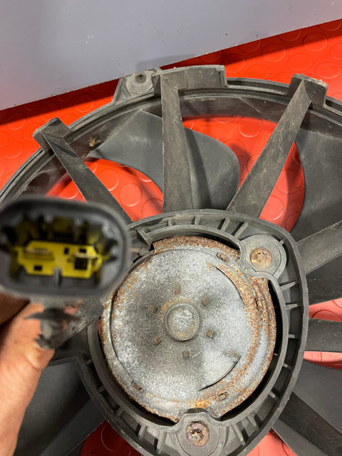 Citroen Dispatch/Peugeot Expert/Toyota Proace RADIATOR FAN 2008/2016 P/N 1401312280