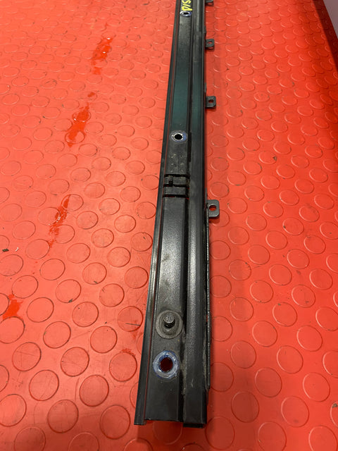 Citroen Dispatch/ Peugeot Expert SLIDING DOOR RAIL W/ LIMITER D/S 2016-2024 P/N 9822930080D