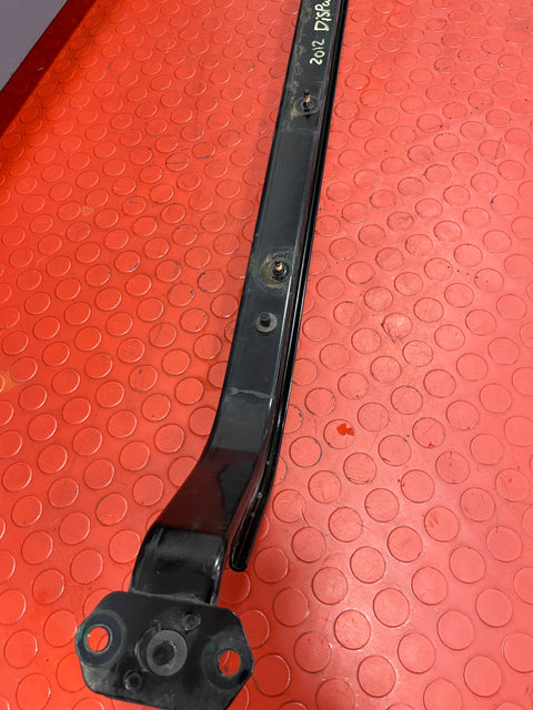 Citroen Dispatch/ Peugeot Expert/Vauxhall Vivaro/Proace/Fiat Scudo SLIDING DOOR RAIL D/S Right 2008-2016 P/N 140118780