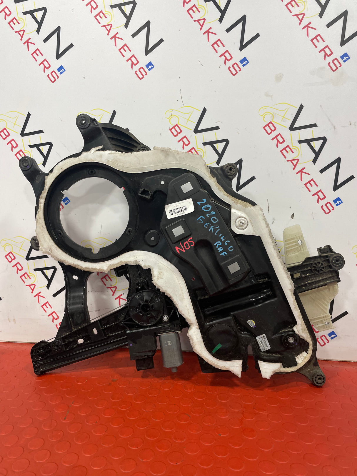 Vauxhall Combo/Peugeot Partner/Citroen Berlingo RH FRONT WINDOW REGULATOR O/S DRIVER 2019-2024 P/N 9830335980