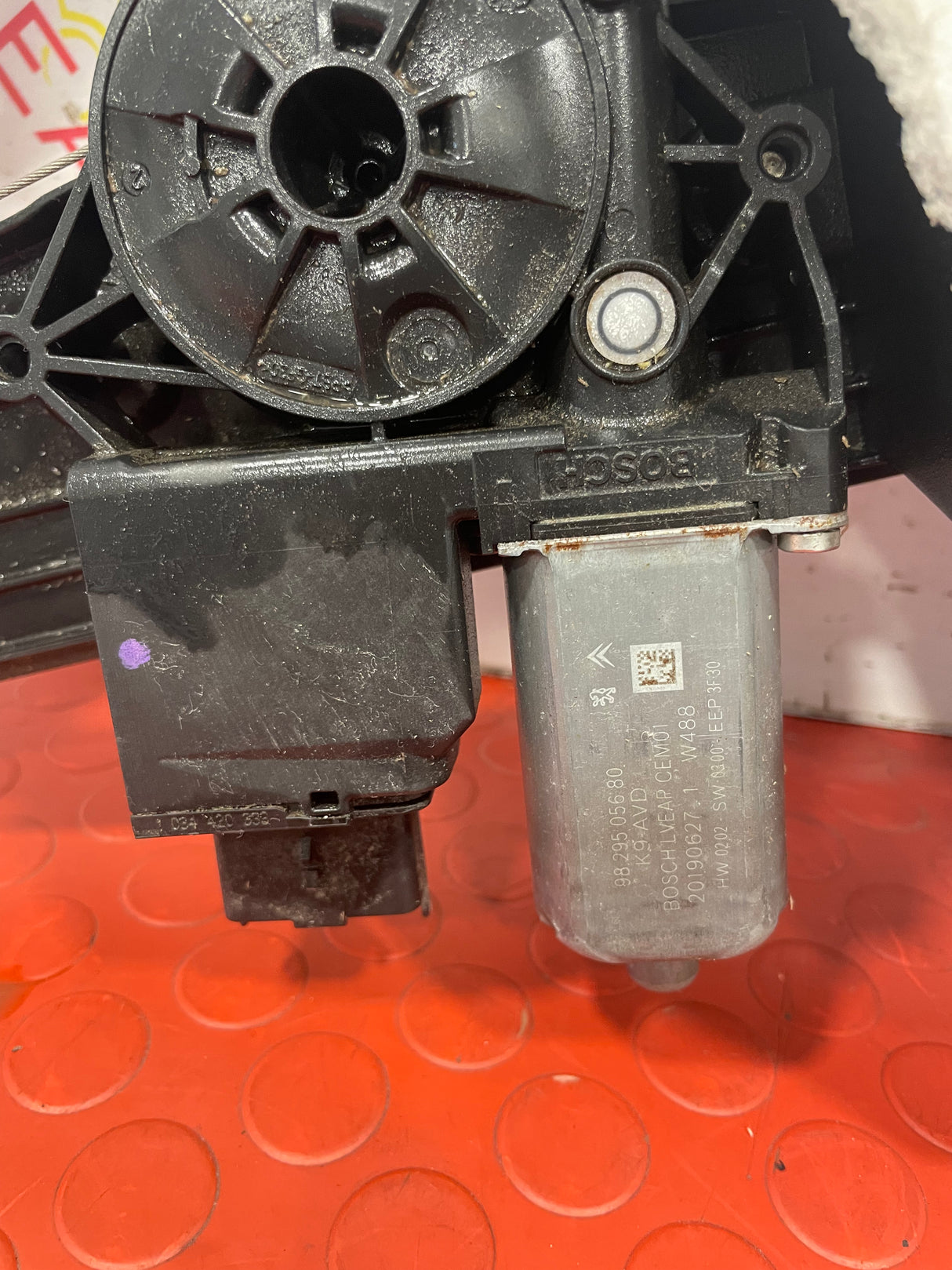 Vauxhall Combo/Peugeot Partner/Citroen Berlingo RH FRONT WINDOW REGULATOR O/S DRIVER 2019-2024 P/N 9830335980