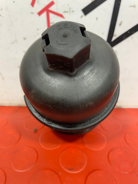 Citroen Berlingo/ OIL FILTER CAP LID TOP 2013-2018 1.6HDI P/N 1610693880