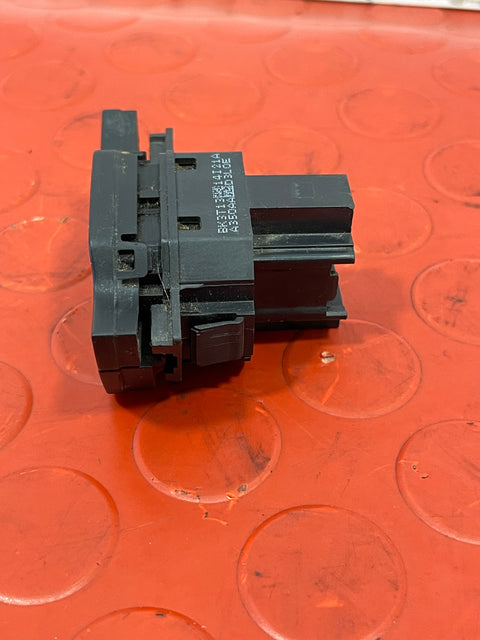 Ford Transit Custom HAZARD WARNING SWITCH P/N BK3T13A350AA