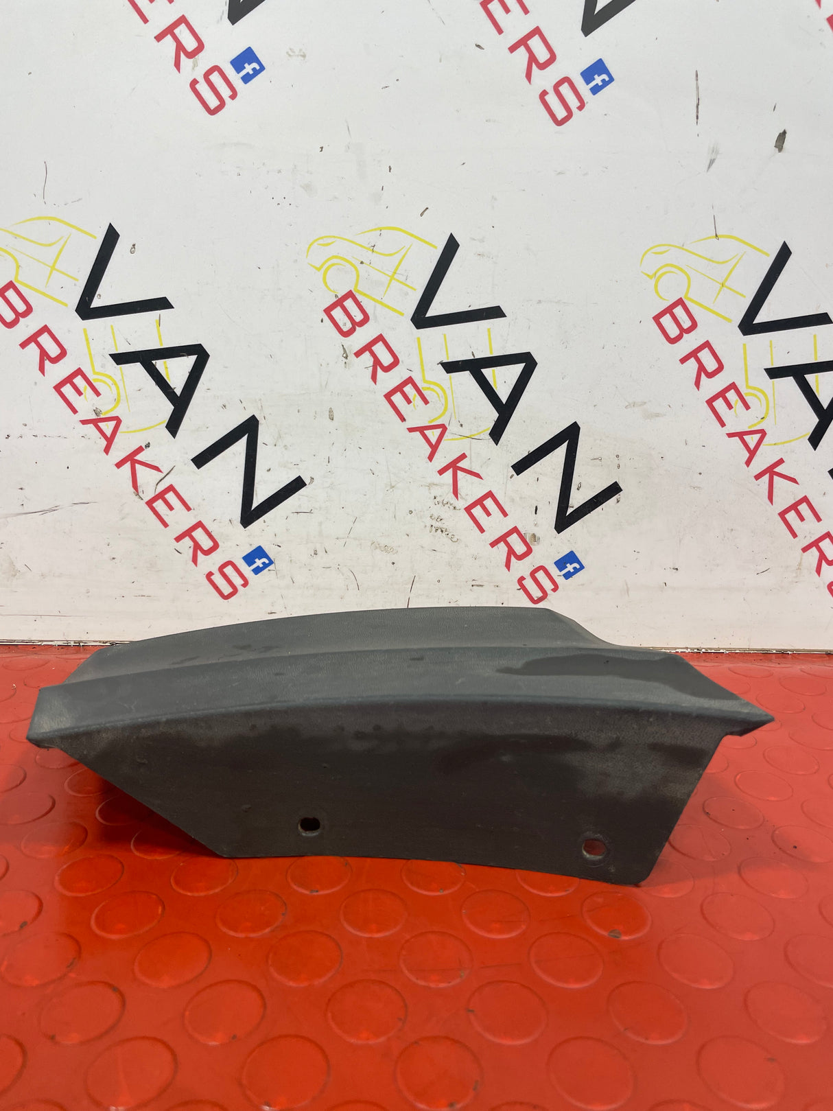 VW Crafter O/S WING PROTECTIVE STRIP DRIVERS RIGHT 2017-2022 P/N 7C0853508