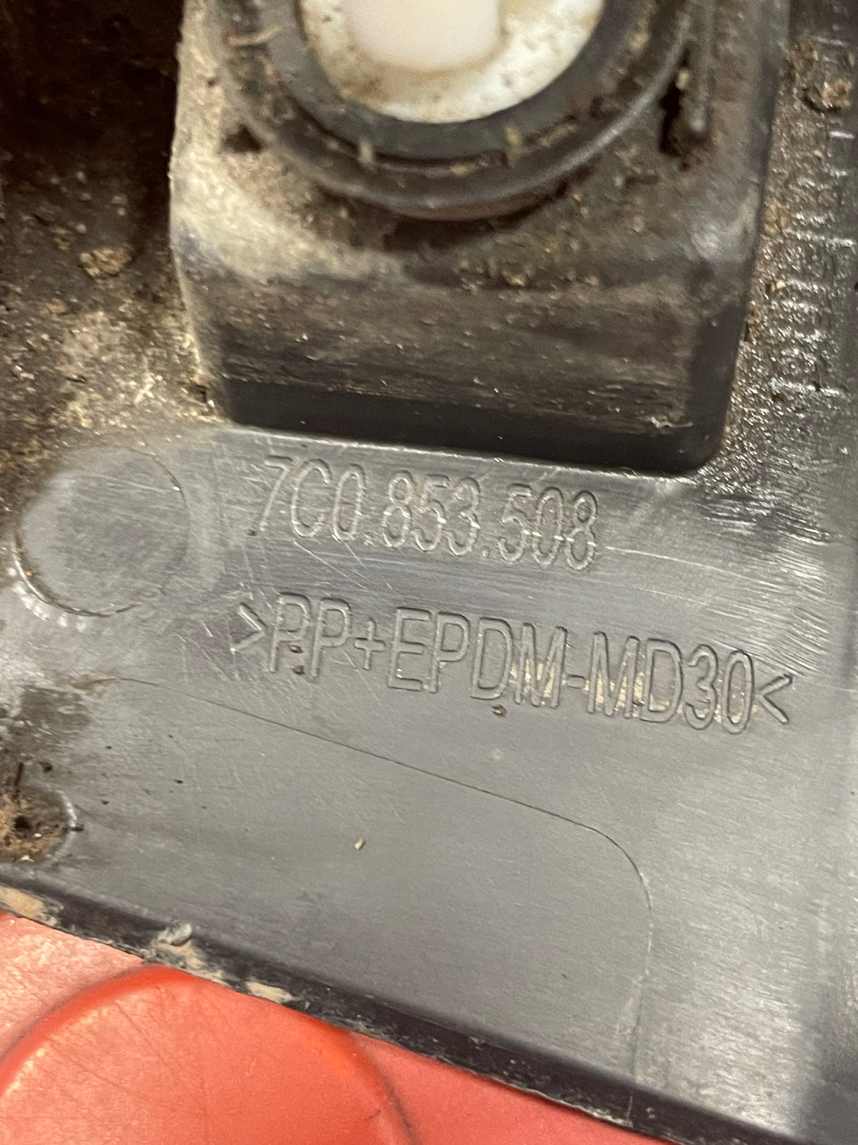 VW Crafter O/S WING PROTECTIVE STRIP DRIVERS RIGHT 2017-2022 P/N 7C0853508