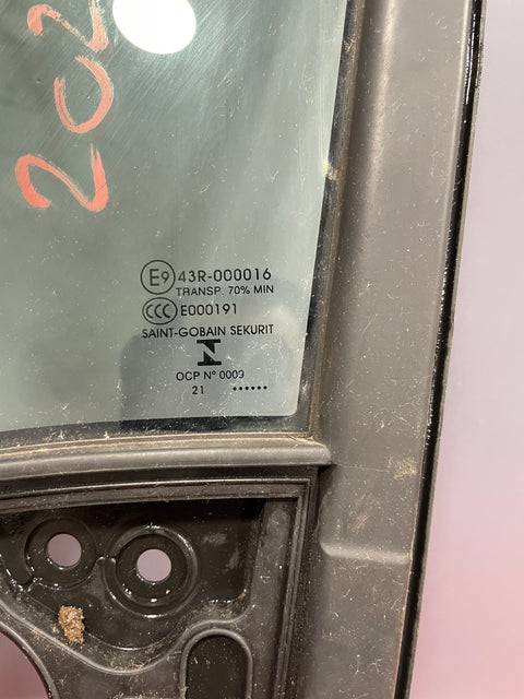 Citroen Berlingo/Peugeot Partner/Vauxhall Combo/Toyota Proace City QUARTER GLASS WINDOW Passenger Side 2019-2024 P/N 9818042280