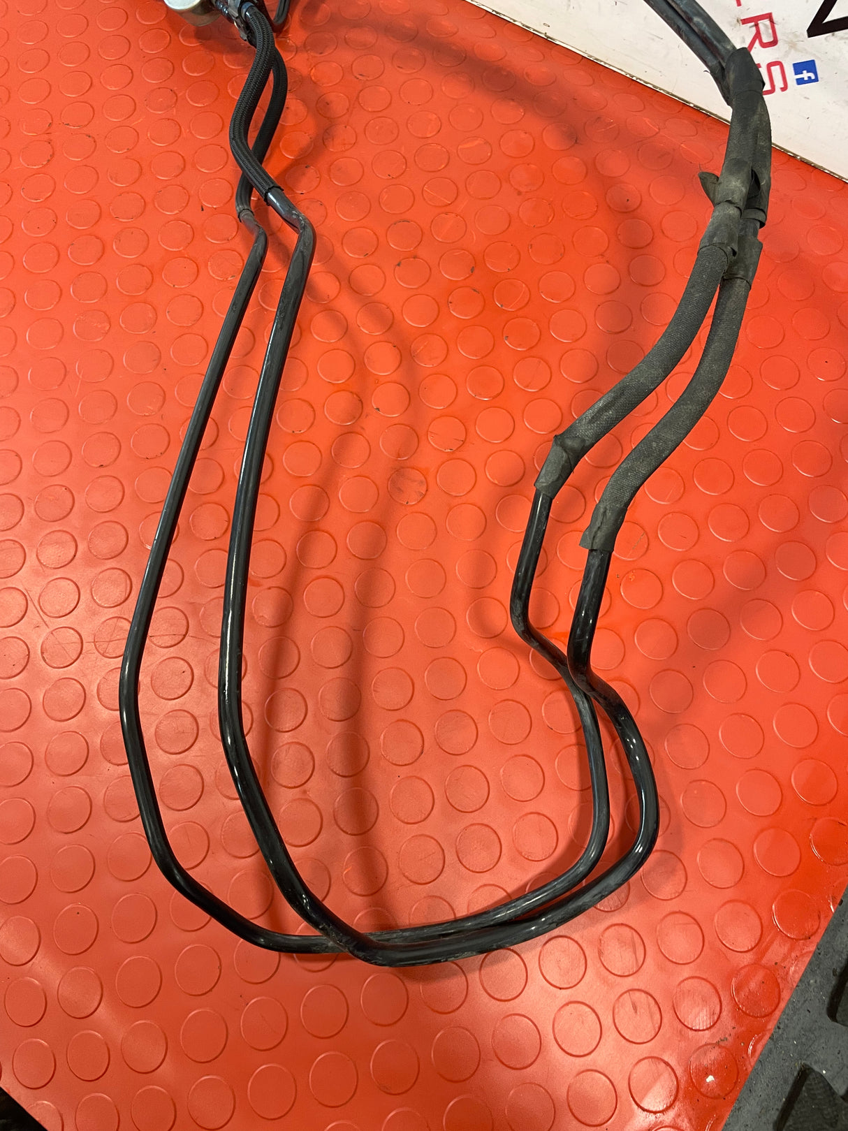 Citroen Dispatch Peugeot Expert Toyota Proace Vauxhall Vivaro DUAL FUEL PIPES 1.6HDI P/N 9819365880