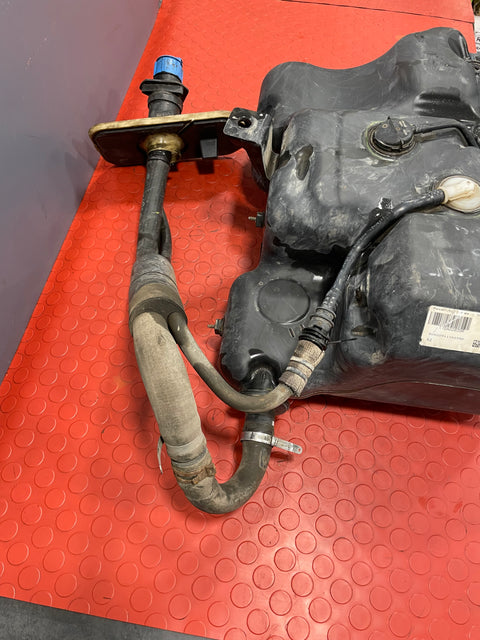 Vauxhall Vivaro/Renault Trafic/Nissan NV300 ADBLUE TANK w/ FILLER HOSE 1.6 2014-2019 P/N 172A22038R