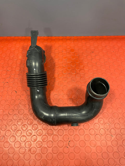 Renault Master/Vauxhall Movano/Nissan NV400 AIR INTAKE HOSE PIPE 2010-2021 2.3 DTI P/N 165554107R