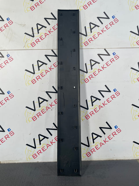 Citroen Relay/ Peugeot Boxer/ Fiat Ducato SLIDING DOOR STRIP 06-22 P/N 1306606070