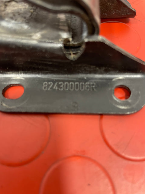 Nissan Nv400 Vauxhall Movano B Renault Master III REAR DOOR CATCH 2010-2016 P/N 824300006R