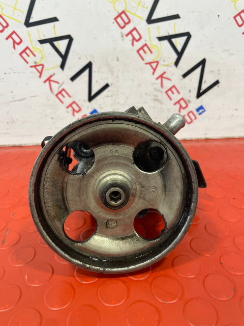 Citroen Berlingo/ Peugeot Partner POWER STEERING PUMP 2008-2011 P/N 9637000880