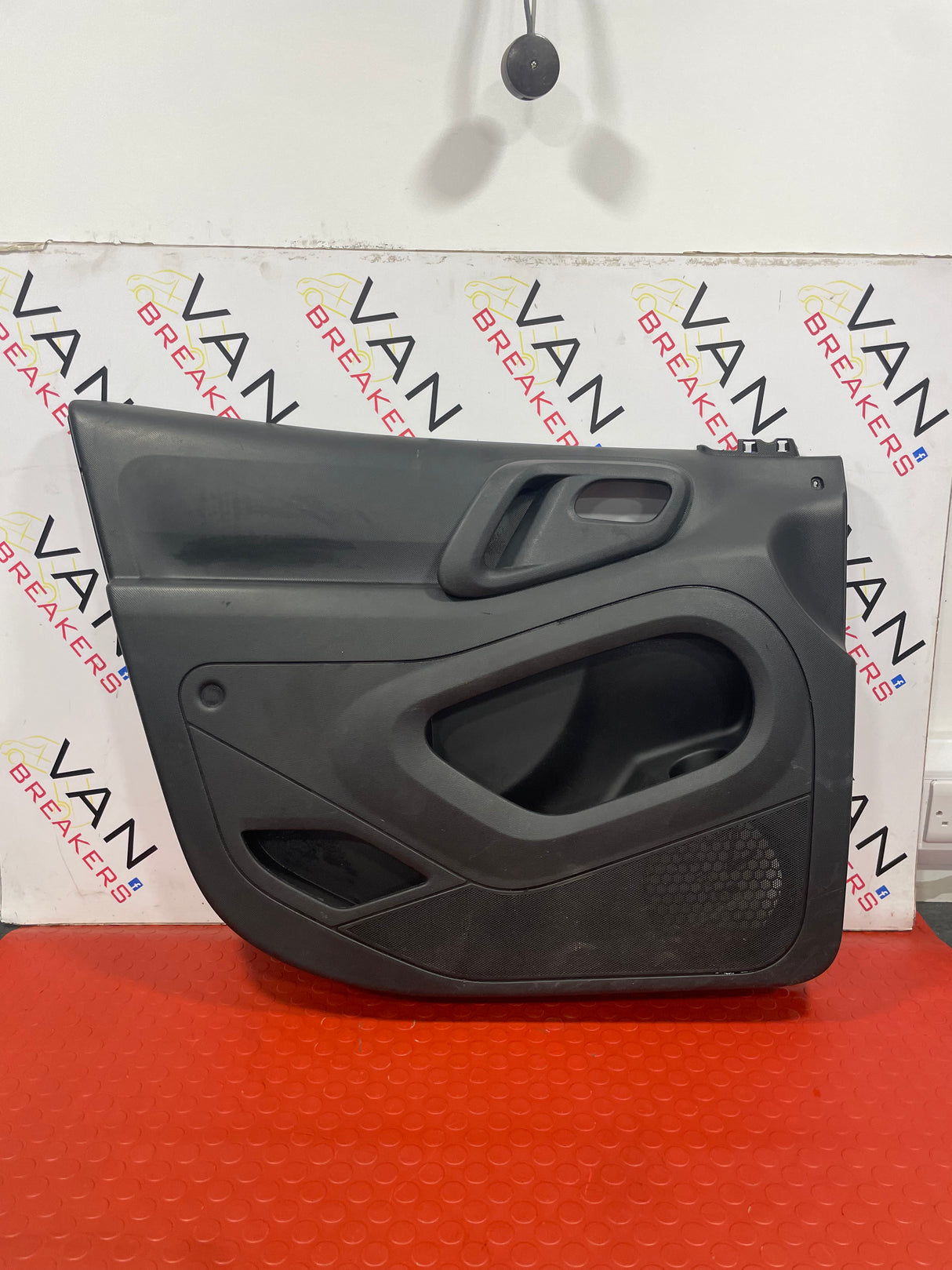 Peugeot Partner/Citroen Berlingo - PASSENGER FRONT DOOR CARD TRIM 2008-2018 P/N 9683045377