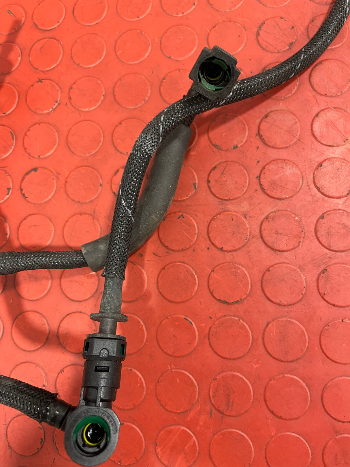 Citroen Dispatch/Peugeot Expert/Vauxhall Vivaro/Toyota Proace/Fiat Scudo INJECTOR LEAK OFF RETURN PIPE 1.5 HDI 2016-2024 P/N 9824723180 / 0445130193